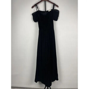 Vintage Moda Intl Black Velvet Goth Off Shoulder Witchy Fit & Flare Dress Size S